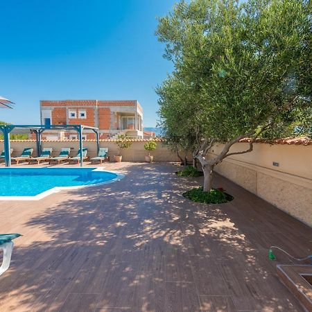 ויר Villa Mare Apartments מראה חיצוני תמונה