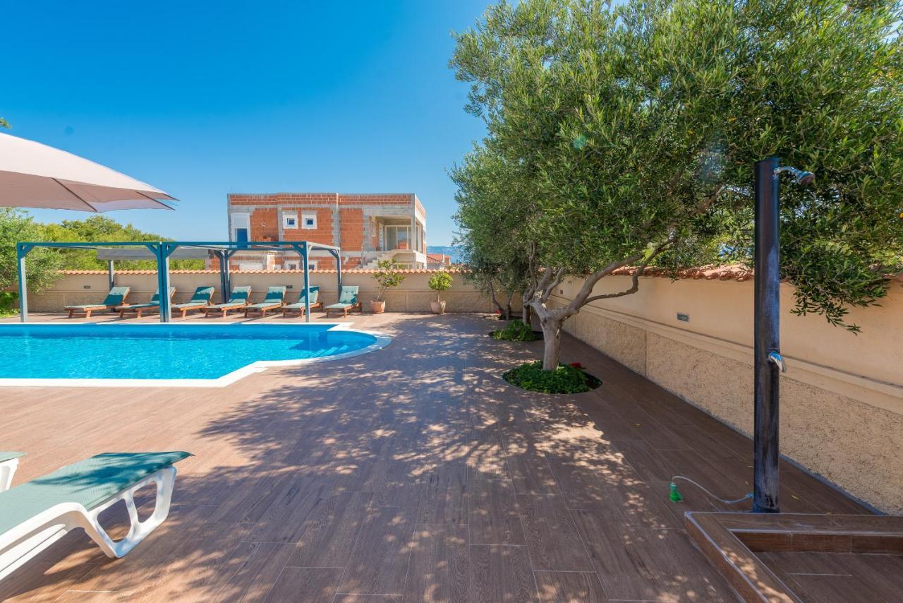 ויר Villa Mare Apartments מראה חיצוני תמונה