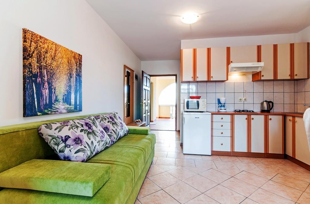 ויר Villa Mare Apartments מראה חיצוני תמונה