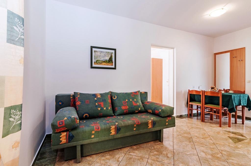 ויר Villa Mare Apartments מראה חיצוני תמונה
