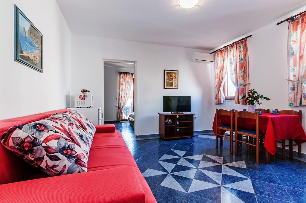 ויר Villa Mare Apartments מראה חיצוני תמונה
