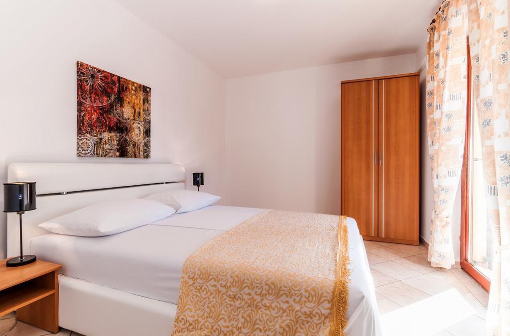 ויר Villa Mare Apartments מראה חיצוני תמונה
