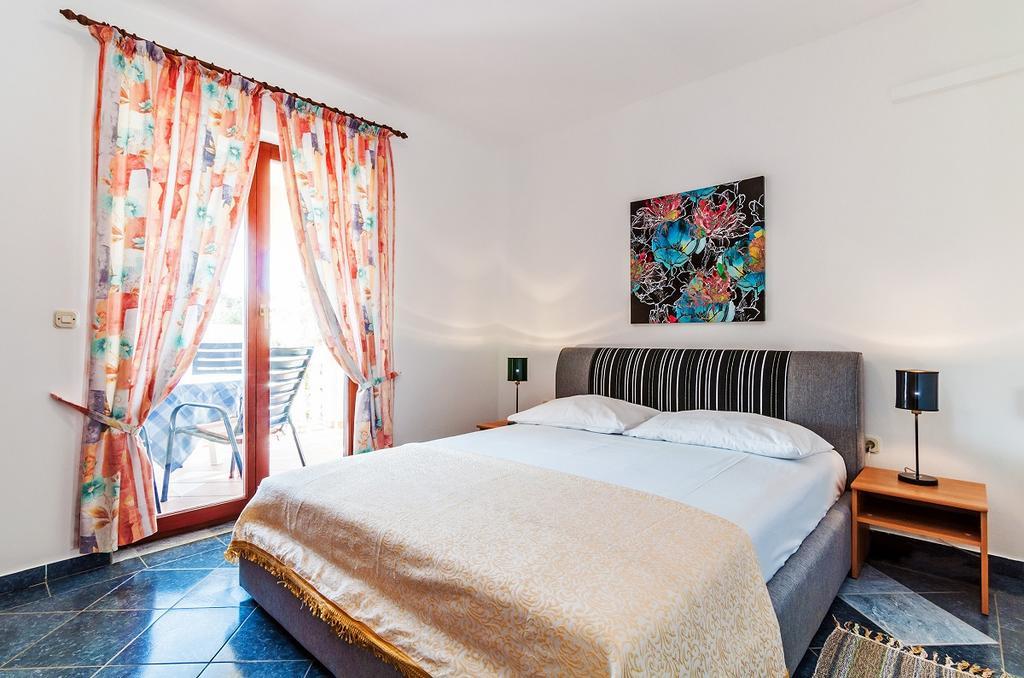 ויר Villa Mare Apartments מראה חיצוני תמונה