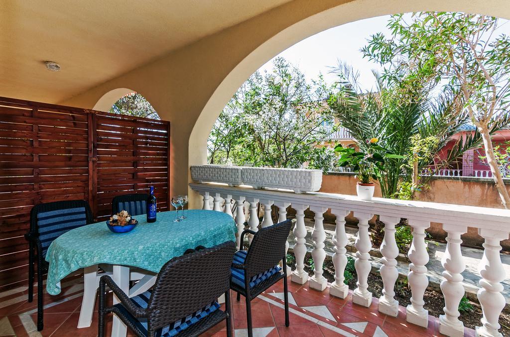 ויר Villa Mare Apartments מראה חיצוני תמונה