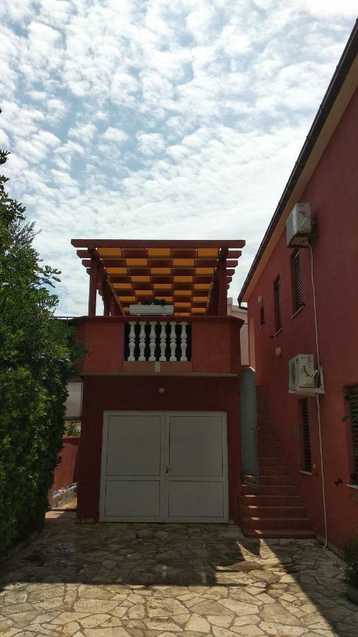 ויר Villa Mare Apartments מראה חיצוני תמונה